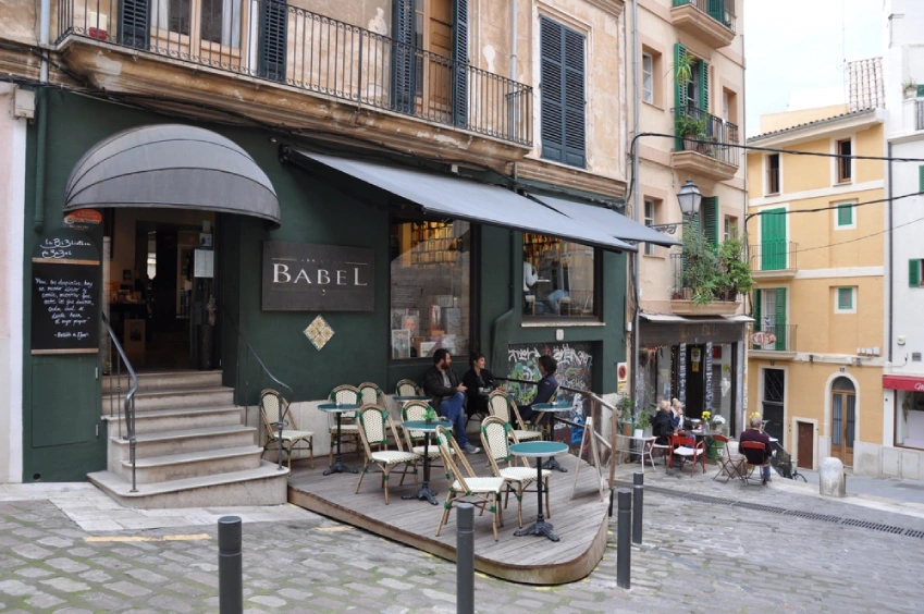 biblioteca de babel mallorca