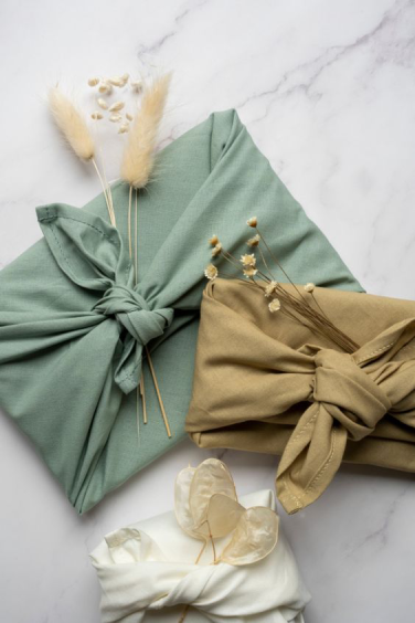 envolver-regalos-navidad-furoshiki